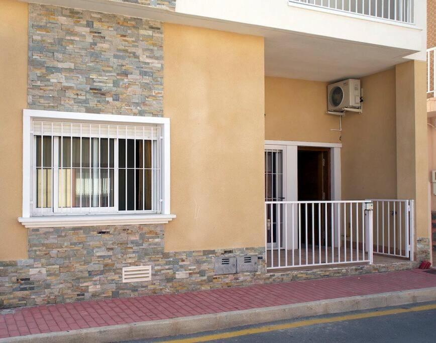 The Beach Is Close But Quiet And Not Noisy Casa Reformada Cerca De La Playa San Pedro del Pinatar Exterior foto